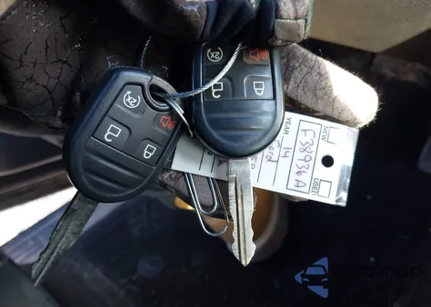 2014 Ford F-150 Fx2 z USA, uszkodzony, nr VIN 1FTMF1CT6EFB43650